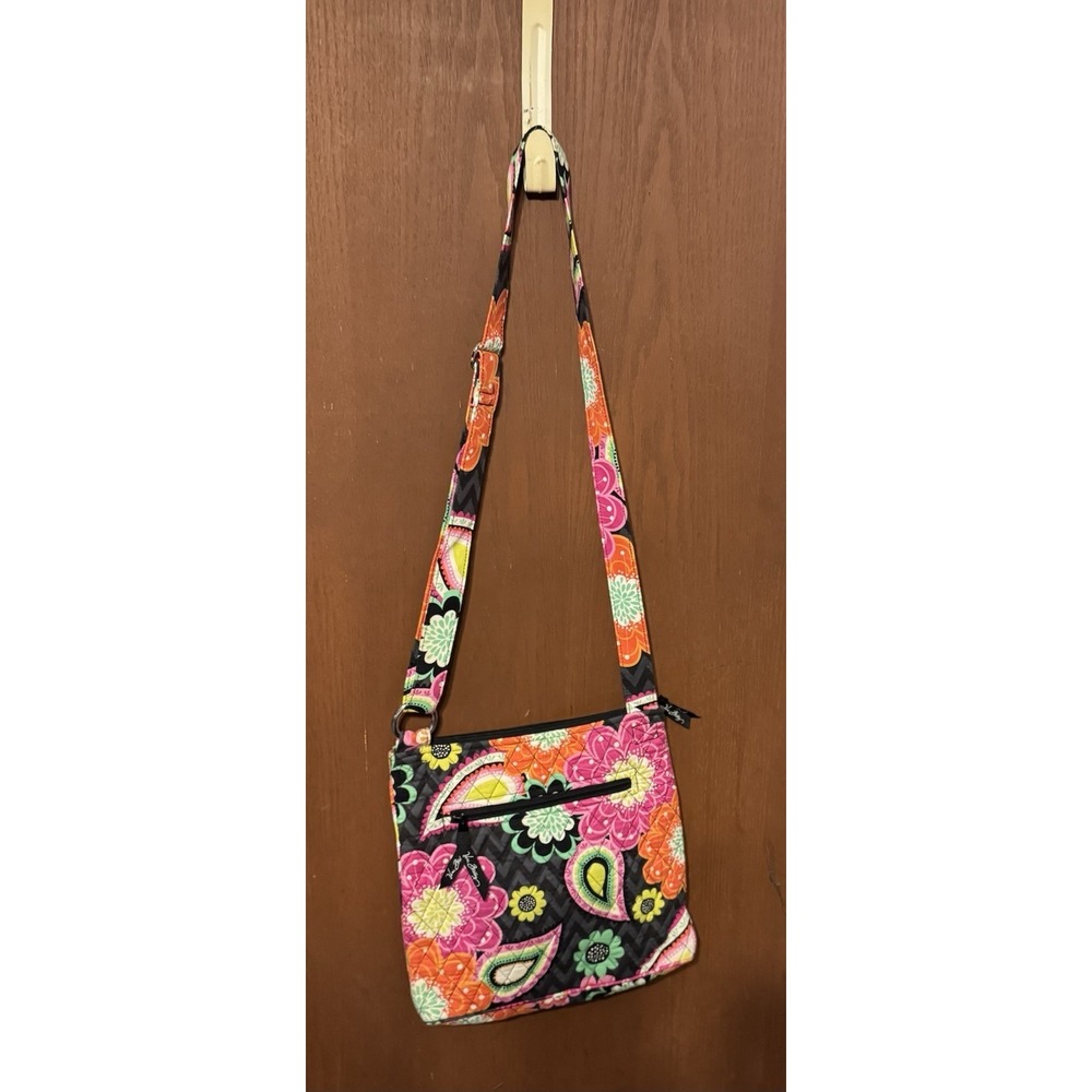 Vera Bradley Medium Crossbody Hipster Paisley Floral TubA